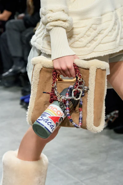 Look 47